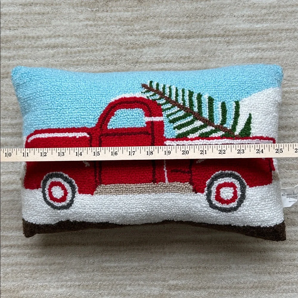 NWOT CHRISTMAS TRUCK TREE PILLOW ST NICHOLAS SQUARE SIMILAR TO GLUCKSTEIN HOME